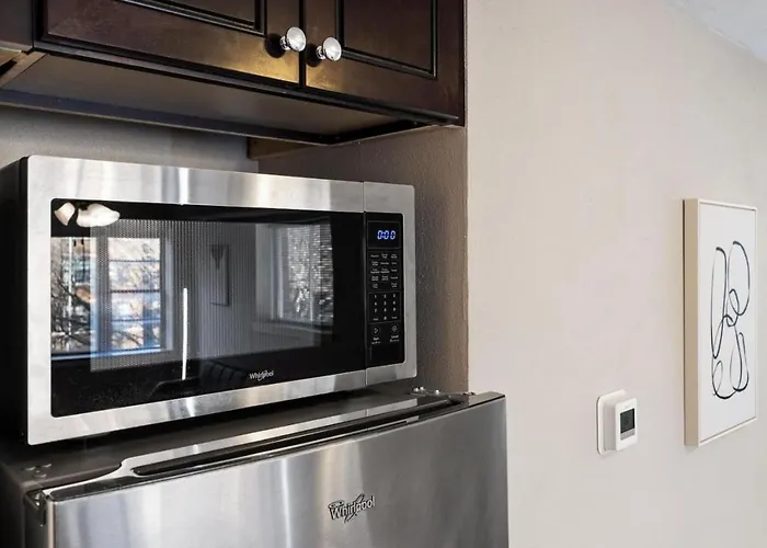 Urban 1bd Moments Away From Dt Apartamento